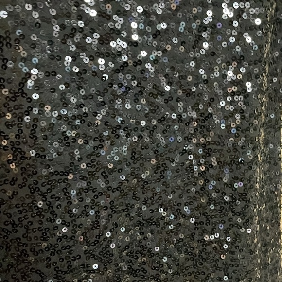 J.Crew Size XS 100% Cotton Lightweight Soft And Stretchy Black Sequin Tank Top - Picture 2 of 6